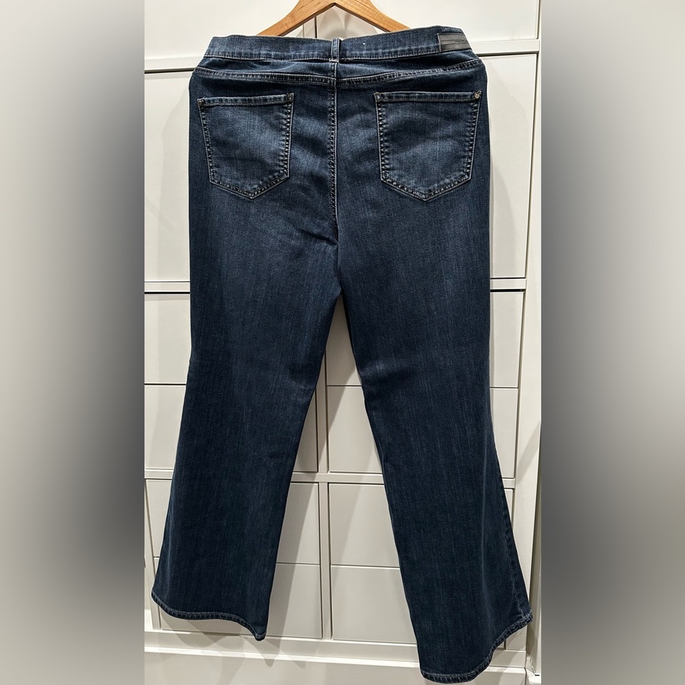 DKNY SoHo Boot jeans size 16